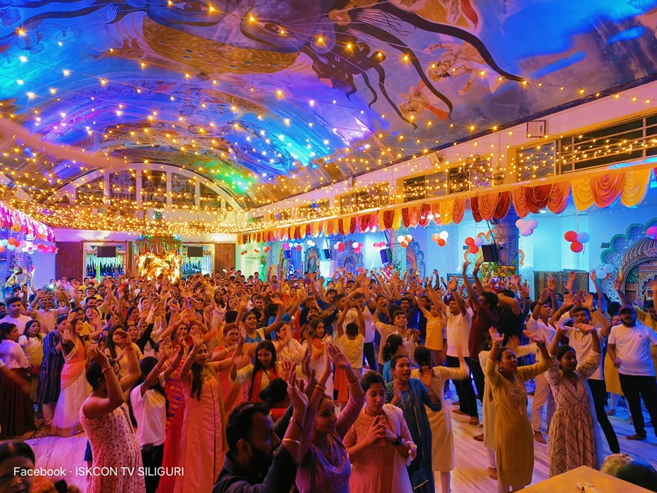 festival enjoying at siliguri iskcon temple