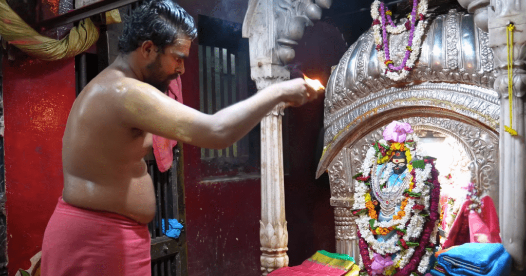 Rituals at Vishalakshi mata temple varanasi