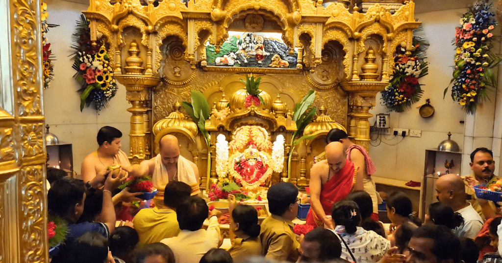 Siddhivinayak Temple Aarti