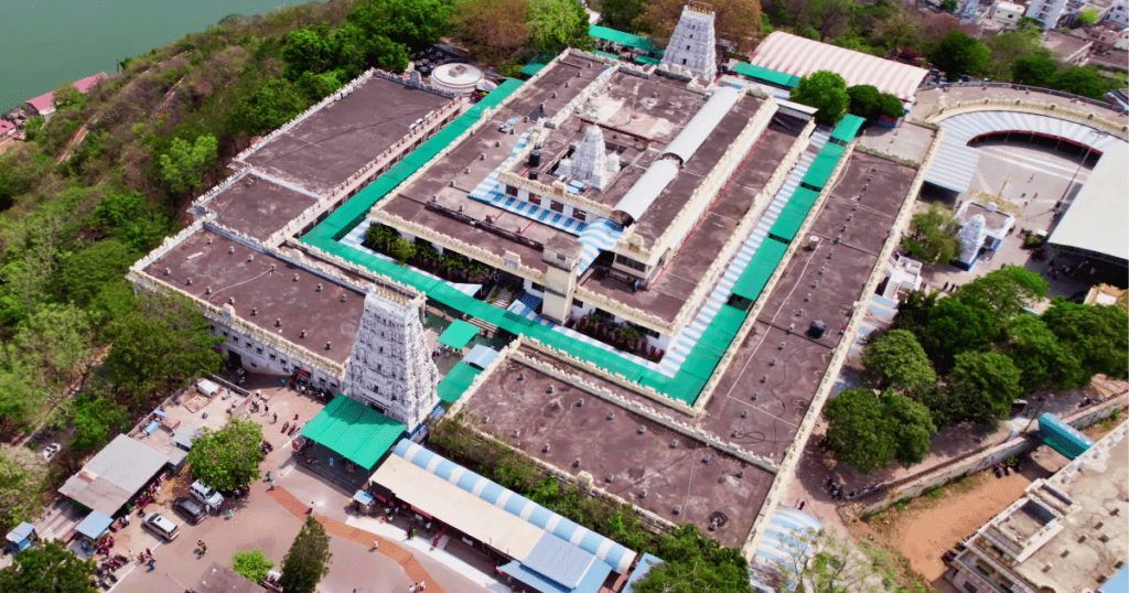 Annavaram temple architecture
